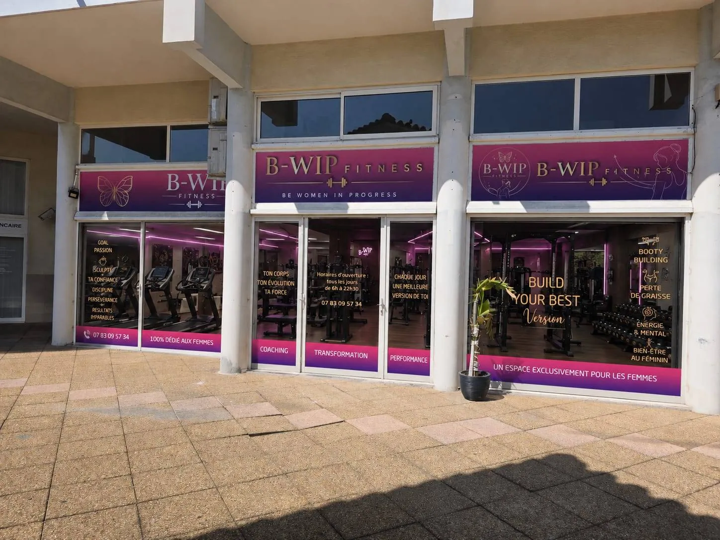 Façade de B-WIP Fitness de jour, avenue Victor Hugo à Fréjus